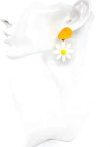 Daisy Flower Acrylic Drop Earrings